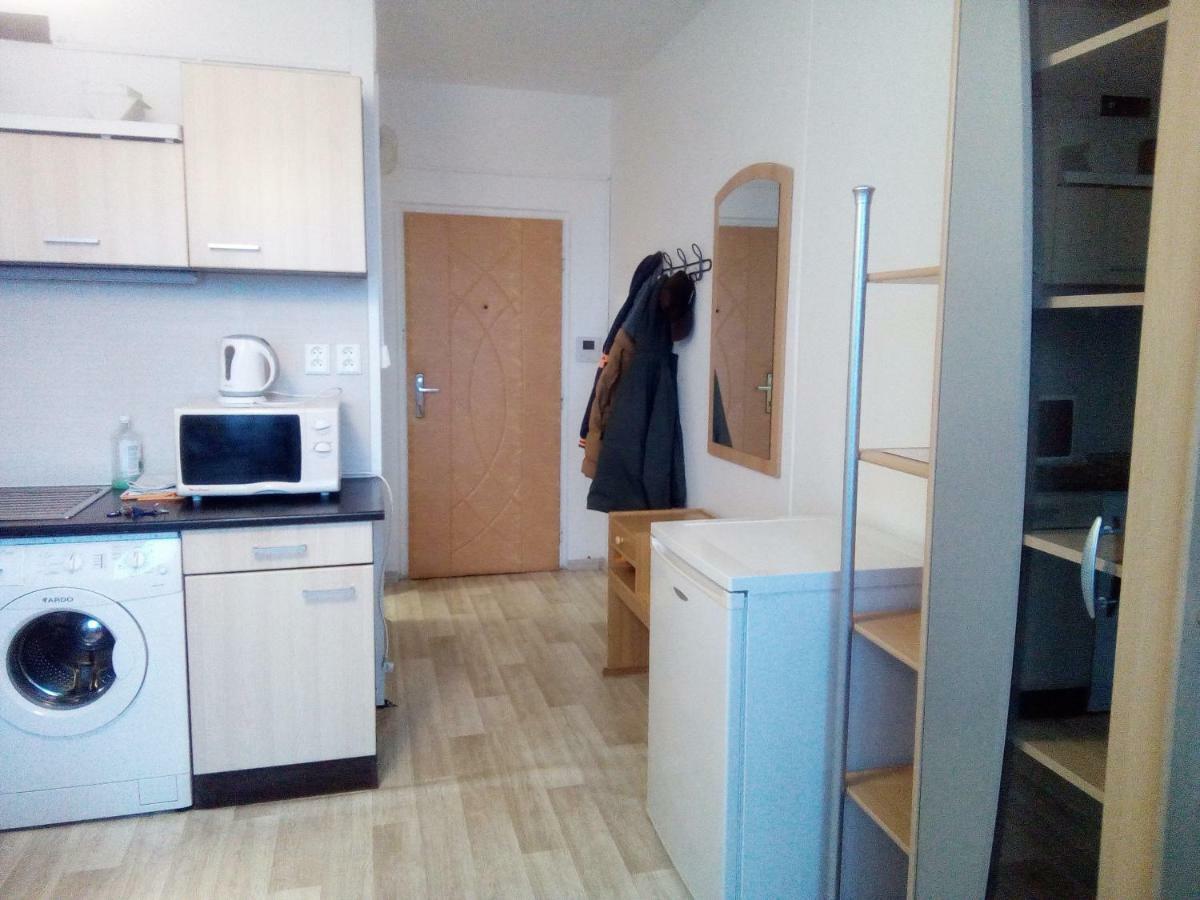 Studio Type Apartment เปิลเซน ภายนอก รูปภาพ